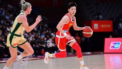 麦穗丰：女篮从被对手压制到压制对手&amp;打得太热血了 亚洲杯加油！